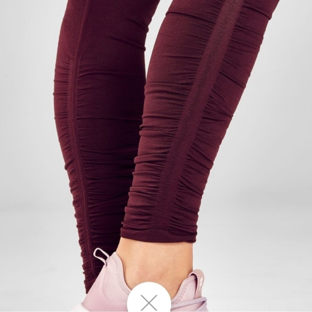 Fabletics Ruched Leggings - Picture 2 of 9